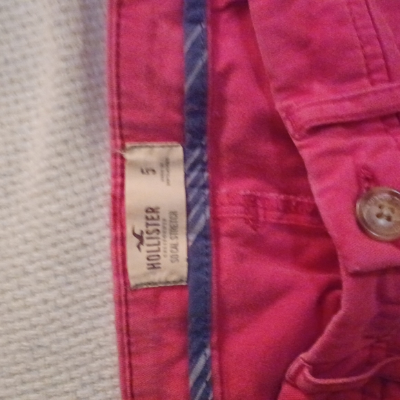 Pink shorts - Picture 3 of 3